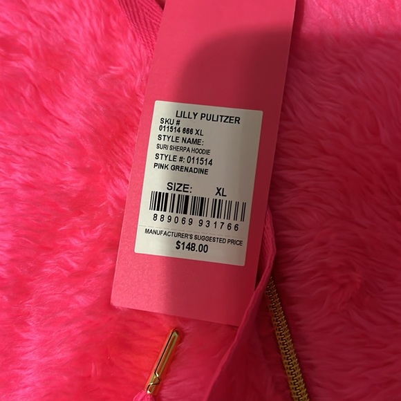 NWT Lilly Pulitzer Sherpa! - Picture 2 of 2